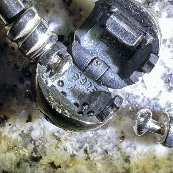 Pandora CIRCLE OF LOVE BANGLE Pave Heart Bracelet S925 ALE 8.5” - Picture 5 of 5